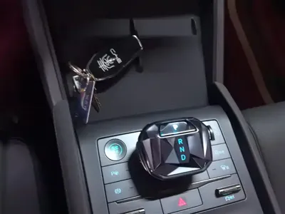 BYD Qin L 2025, 13100 км, за 10329.14 USD - фото 16