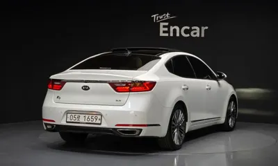 Kia K7 2017, 124930 км, за 9859.25 USD