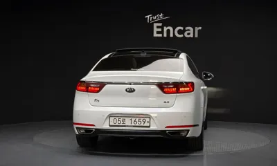 Kia K7 2017, 124930 км, за 9859.25 USD