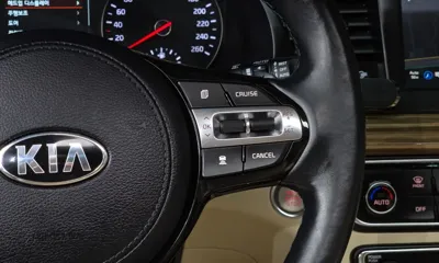 Kia K7 2017, 124930 км, за 9859.25 USD - фото 14