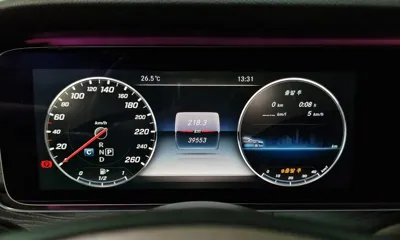 Mercedes-Benz E-Class 2017, 39553 км, за 18720.43 USD - фото 8