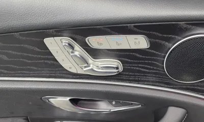 Mercedes-Benz E-Class 2017, 39553 км, за 18720.43 USD - фото 14