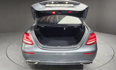 Mercedes-Benz E-Class 2017, 39553 км, за 18720.43 USD - фото 20