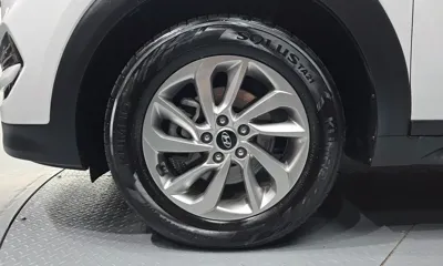 Hyundai Tucson 2017, 106916 км, за 6049.97 USD