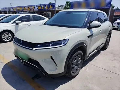 BYD Yuan Up 2025, 12200 км, за 10623.69 USD