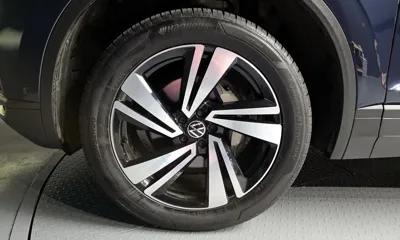 Volkswagen Touareg 2023, 29723 км, за 34724.96 USD