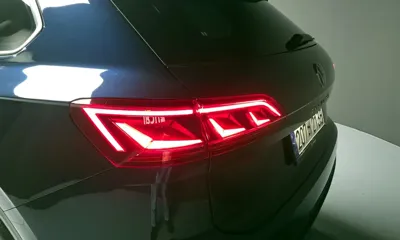 Volkswagen Touareg 2023, 29723 км, за 34724.96 USD - фото 23