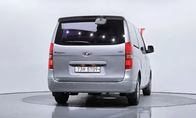 Hyundai Starex 2015, 135839 км, за 5724.7 USD