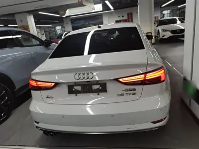 Audi A3 2020, 82300 км, за 10625 USD