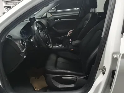 Audi A3 2020, 82300 км, за 10625 USD - фото 18