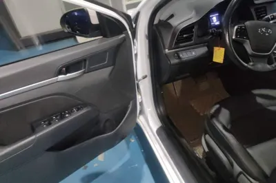 Hyundai Elantra (6th Generation 2019, 105700 км, за 7167 USD - фото 18