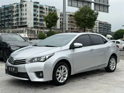 Toyota Corolla · 2014 год