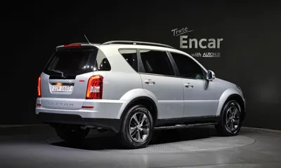 KG_Mobility_Ssangyong Rexton 2016, 122254 км, за 4729.37 USD