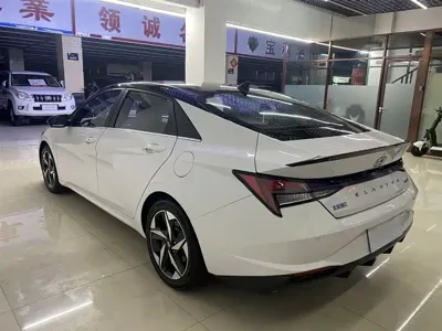 Hyundai Elantra 2022, 18000 км, за 14390.54 USD