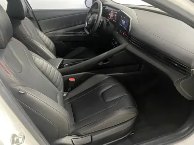 Hyundai Elantra 2022, 18000 км, за 14390.54 USD - фото 13