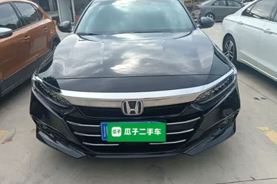 Honda Accord 2022, 93900 км, за 18002 USD