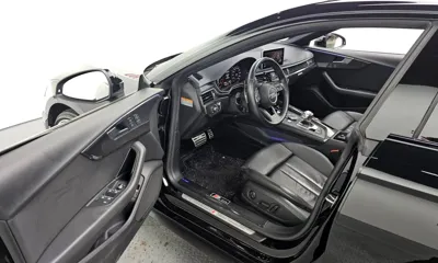 Audi A5 2019, 69242 км, за 16887.4 USD - фото 10