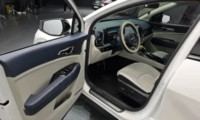 Kia Sportage 2023, 26938 км, за 23581.18 USD - фото 10