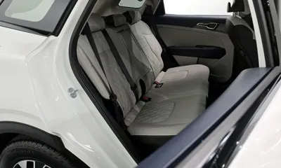 Kia Sportage 2023, 26938 км, за 23581.18 USD - фото 12