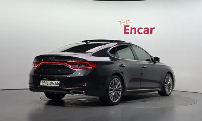 Hyundai Grandeur 2018, 194629 км, за 7344.53 USD