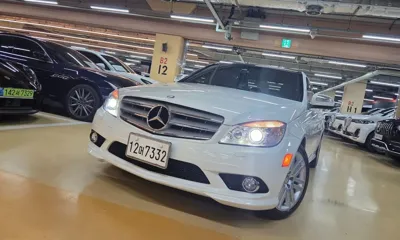 Mercedes-Benz C-Class 2008, 98850 км, за 4225.44 USD