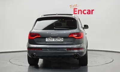 Audi Q7 2015, 182220 км, за 8458.68 USD