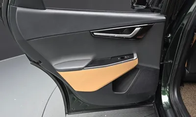 Kia EV6 2023, 49909 км, за 23181.6 USD - фото 25