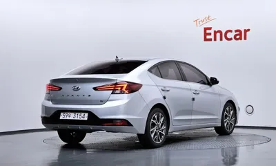 Hyundai Avante 2019, 104094 км, за 7680.19 USD