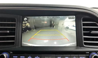 Hyundai Avante 2019, 104094 км, за 7680.19 USD - фото 13