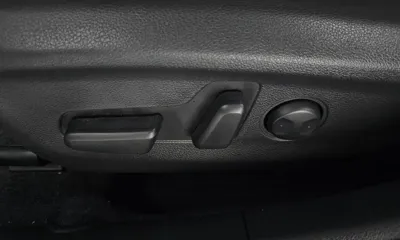 Hyundai Avante 2019, 104094 км, за 7680.19 USD - фото 14