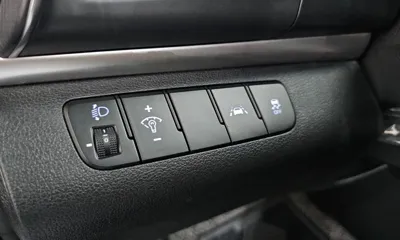 Hyundai Avante 2019, 104094 км, за 7680.19 USD - фото 20