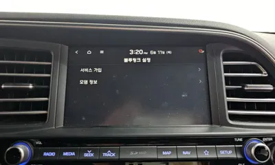 Hyundai Avante 2019, 104094 км, за 7680.19 USD - фото 32