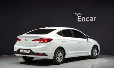 Hyundai Avante 2020, 37152 км, за 8465.19 USD
