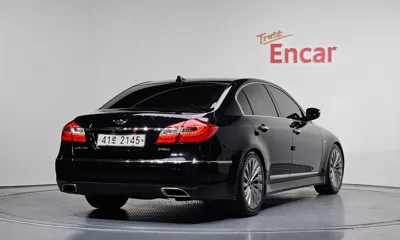 Hyundai Genesis 2012, 238139 км, за 4547.23 USD