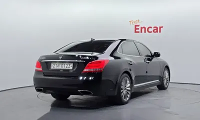 Hyundai Equus 2014, 208699 км, за 5854.01 USD