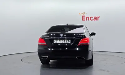 Hyundai Equus 2014, 208699 км, за 5854.01 USD