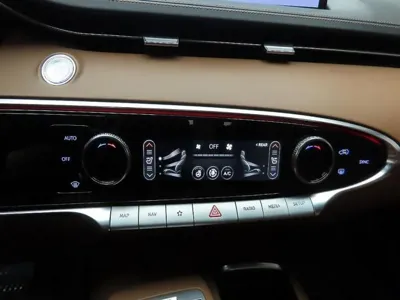 Genesis GV70 2021, 47517 км, за 25742.69 USD - фото 16