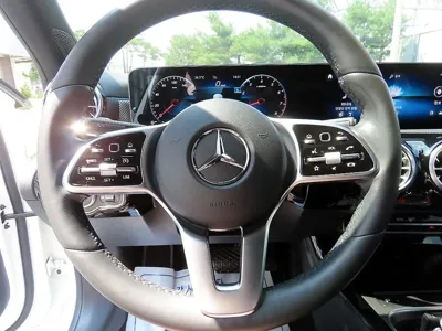 Mercedes-Benz A-Class 2021, 55329 км, за 15557.31 USD - фото 8