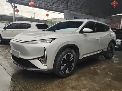 Aeolus 东风风神L7 · 2025 год