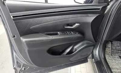 Hyundai Tucson 2023, 48434 км, за 16148.09 USD - фото 24