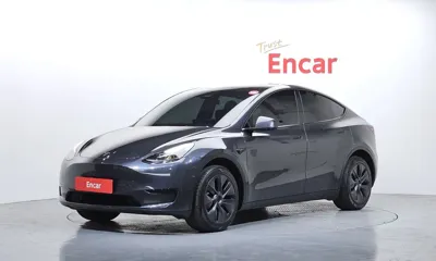 Tesla Model Y · 2024 год