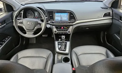Hyundai Avante 2017, 123673 км, за 6937.56 USD - фото 7