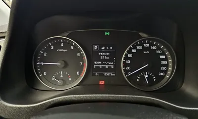 Hyundai Avante 2017, 123673 км, за 6937.56 USD - фото 8
