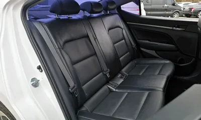 Hyundai Avante 2017, 123673 км, за 6937.56 USD - фото 12
