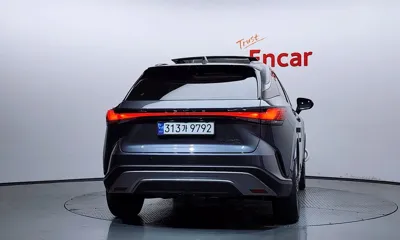 Lexus RX 2024, 32674 км, за 54417.75 USD