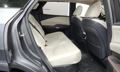 Lexus RX 2024, 32674 км, за 54006.54 USD - фото 11