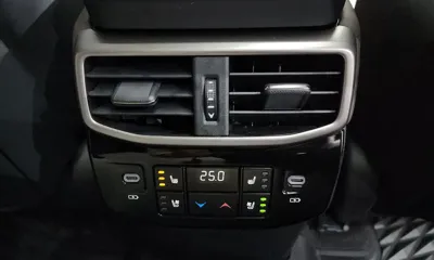 Lexus RX 2024, 32674 км, за 54006.54 USD - фото 32
