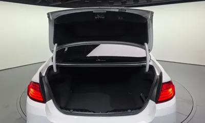 BMW 5-Series 2016, 90249 км, за 9327.37 USD - фото 20