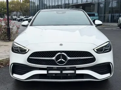 Mercedes-Benz C-Class 2023, 29000 км, за 20894.24 USD