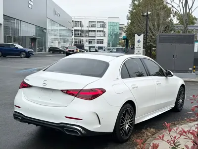 Mercedes-Benz C-Class 2023, 29000 км, за 20894.24 USD
